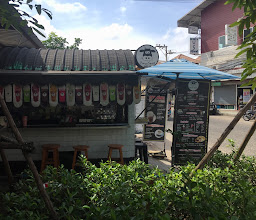 Crazy Sweet Milkshake&Waffle photo