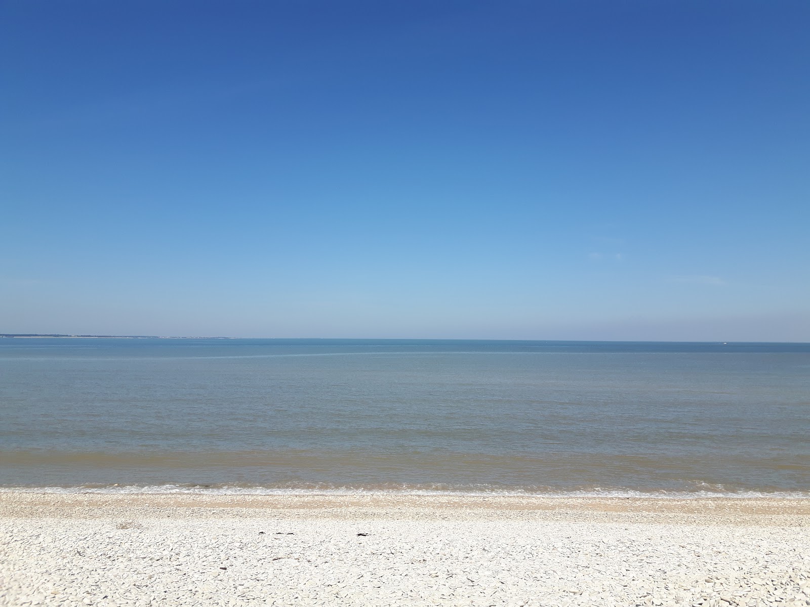 Photo de L'Anse de Pampin Beach zone des équipements