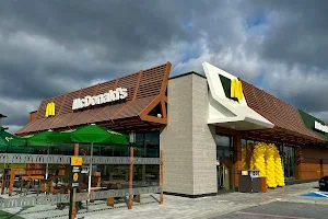 Restauracja McDonald's image