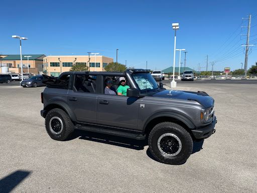 Ford Dealer «Ancira Ford», reviews and photos, 501 10th St, Floresville, TX 78114, USA