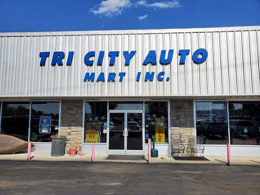 Used Car Dealer «TRI City Auto Mart», reviews and photos, 617 E New Cir Rd, Lexington, KY 40505, USA