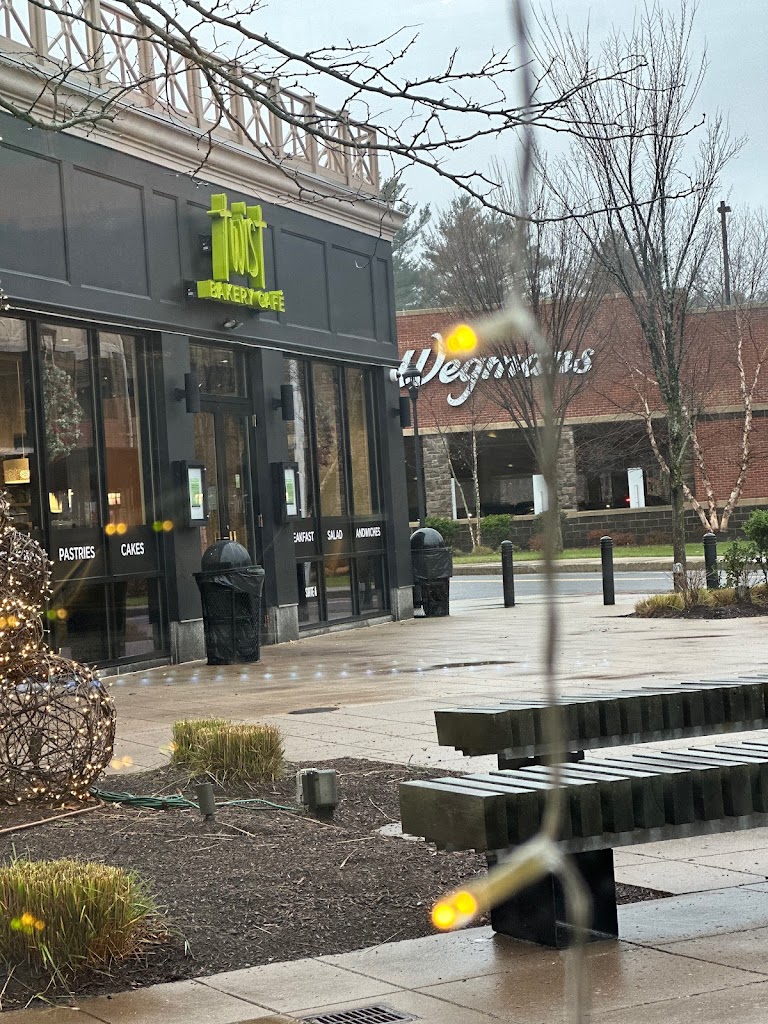 Twist Bakery & Cafe 01803