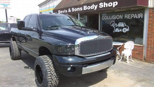 Auto Body Shop «Davis & Sons Body Shop», reviews and photos, 304 Gordon Ave, Bowling Green, KY 42101, USA