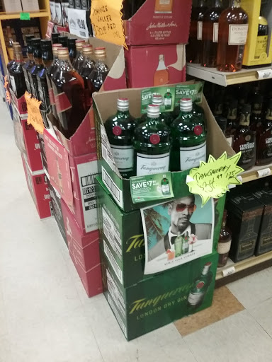 Wine Store «Lincoln Liquors», reviews and photos, 10 Summer St, Chelmsford, MA 01824, USA