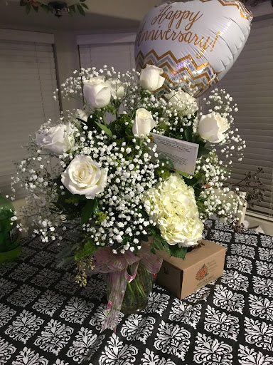 Florist «Razzle Dazzle Flowers & Gifts», reviews and photos, 7528 E Main St, Mesa, AZ 85207, USA