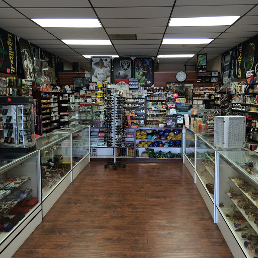 Tobacco Shop «J K Smoke Shop», reviews and photos, 3716 Saviers Rd, Oxnard, CA 93033, USA