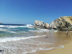 Praia dos Buizinhos'in fotoğrafı küçük koy ile birlikte