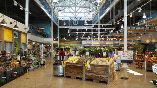 Grocery Store «Harvest Market», reviews and photos, 2029 S Neil St, Champaign, IL 61820, USA