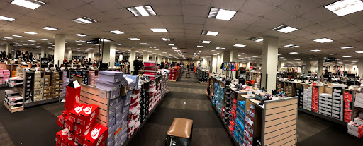 Shoe Store «DSW Designer Shoe Warehouse», reviews and photos, 8801 Queens Blvd, Elmhurst, NY 11373, USA