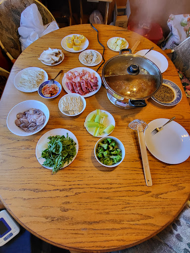 Korean Grocery Store «Seoul Oriental Market», reviews and photos, 3165 S Campbell Ave, Springfield, MO 65807, USA