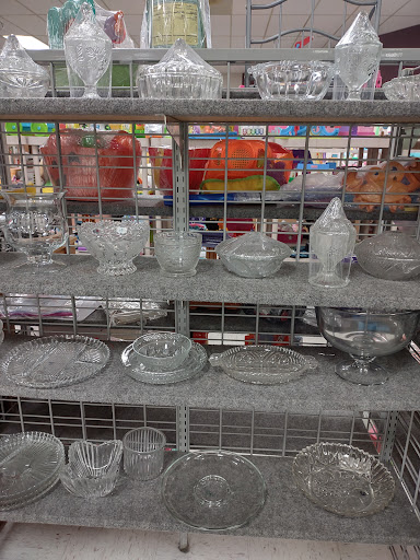 Thrift Store «We Care Thrift Store», reviews and photos, 420 Market St, Dayton, TN 37321, USA