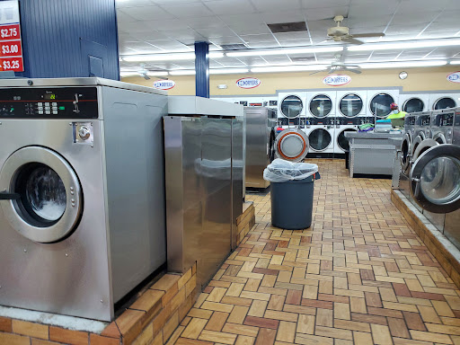 Laundromat «Koin Kleen Coin Laundry», reviews and photos, 55 C St, Haines City, FL 33844, USA