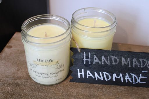 It's Life Signature Candle Co. @ Kreadiv Spaces