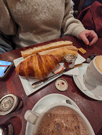 Croissant du Restaurant Café Rive Droite à Paris - n°6