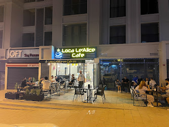 Loca Le Alice Cafe