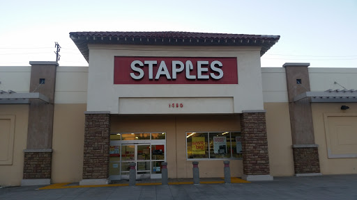 Staples, 1450 Mountain Ave, Duarte, CA 91010, USA, 