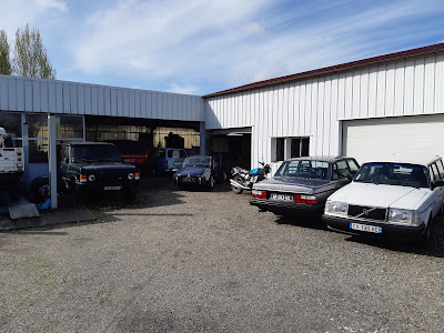 Classic Garage Octopus à Mérignac