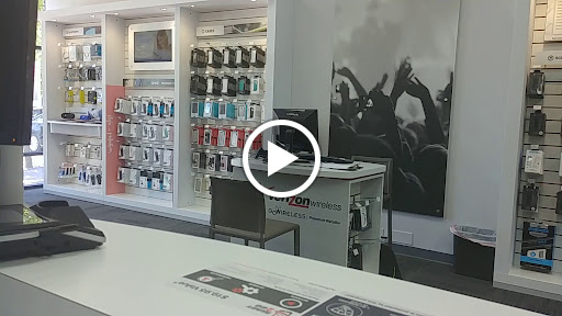 Cell Phone Store «GoWireless Verizon Authorized Retailer», reviews and photos, 4655 SW Griffith Dr #125, Beaverton, OR 97005, USA