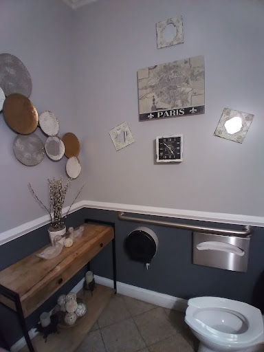 Nail Salon «Fantasy Nails Spa», reviews and photos, 10105 Colesville Rd, Silver Spring, MD 20901, USA