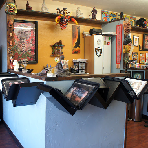 Tattoo Shop «Funhouse Tattoo», reviews and photos, 1453 Garnet Ave, San Diego, CA 92109, USA
