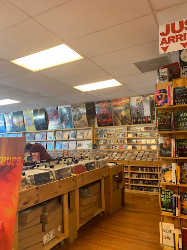 Book Store «AFK Books & Records», reviews and photos, 4801 Shore Dr d, Virginia Beach, VA 23455, USA