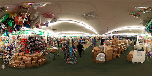 Dollar Store «Dollar Tree», reviews and photos, 13932 Manchester Rd, Ballwin, MO 63011, USA