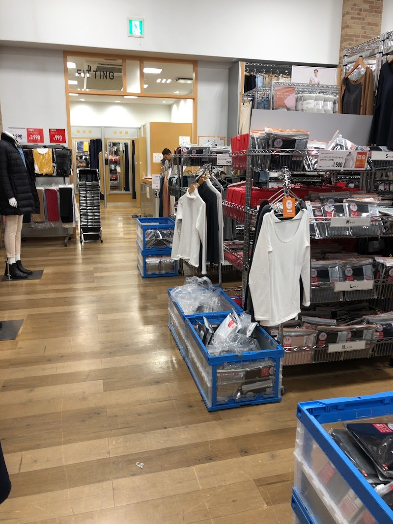ユニクロ 長尾店 福岡県福岡市城南区長尾 衣料品店 衣料品 グルコミ