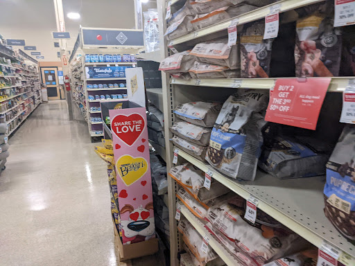 Pet Supply Store «PetSmart», reviews and photos, 7903 Towne Center Pkwy, Papillion, NE 68046, USA