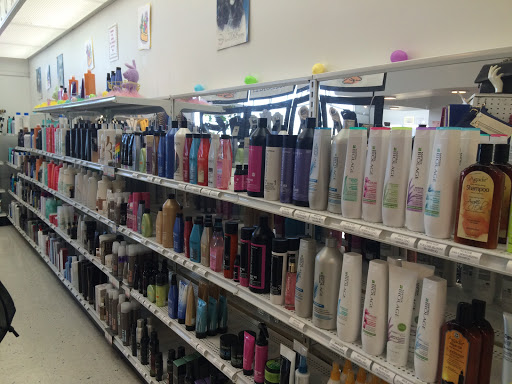 Beauty Salon «Salon Secrets», reviews and photos, 282 E Main St, Avon, NY 14414, USA