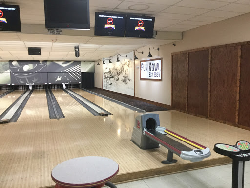 Bowling Alley «Fayetteville Fun Bowl», reviews and photos, 124 N 85th Pkwy, Fayetteville, GA 30214, USA