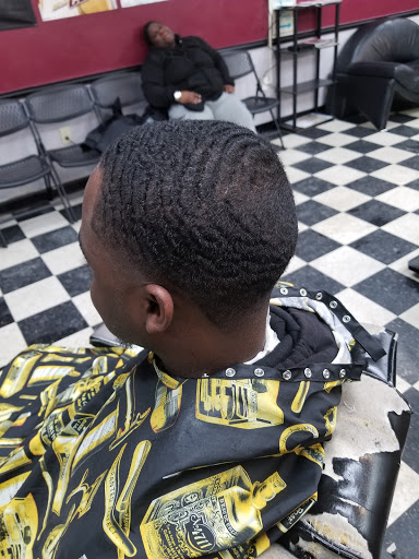 Barber Shop «platinum stylez barbershop», reviews and photos, 321 E 200th St, Euclid, OH 44119, USA