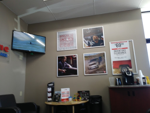 Tire Shop «Firestone Complete Auto Care», reviews and photos, 2550 Mannheim Rd, Franklin Park, IL 60131, USA