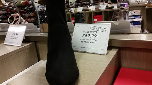 Shoe Store «DSW Designer Shoe Warehouse», reviews and photos, 1015 Cochrane Rd, Morgan Hill, CA 95037, USA