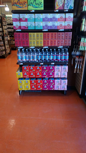 Grocery Store «Whole Foods Market», reviews and photos, 1028 Beacon St, Brookline, MA 02446, USA