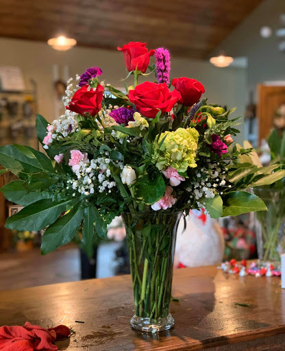 Florist «Secret Garden Florist & Gift Shop, Inc», reviews and photos, 2294 NY-208, Montgomery, NY 12549, USA