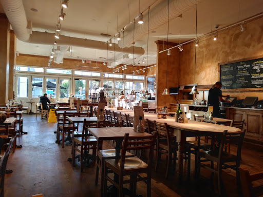 Shopping Mall «Villa Marina Marketplace Mall», reviews and photos, 13450 Maxella Ave # 240, Marina Del Rey, CA 90292, USA