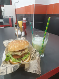 Hamburger du Restaurant brésilien Snack Brasil à Lyon - n°16