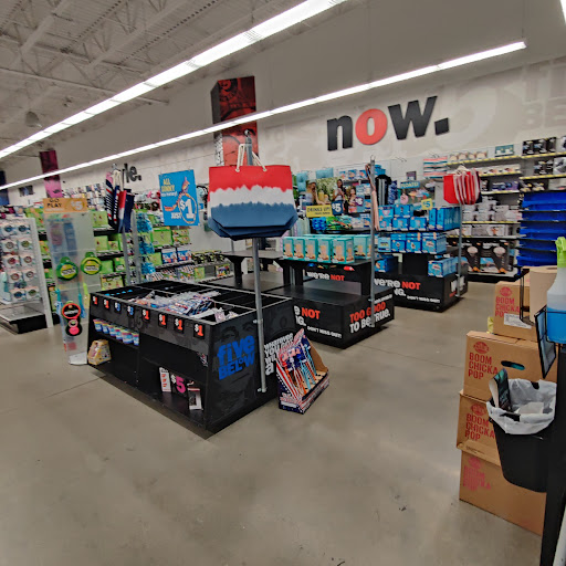 Variety Store «Five Below», reviews and photos, 217 Indian Lake Blvd, Hendersonville, TN 37075, USA