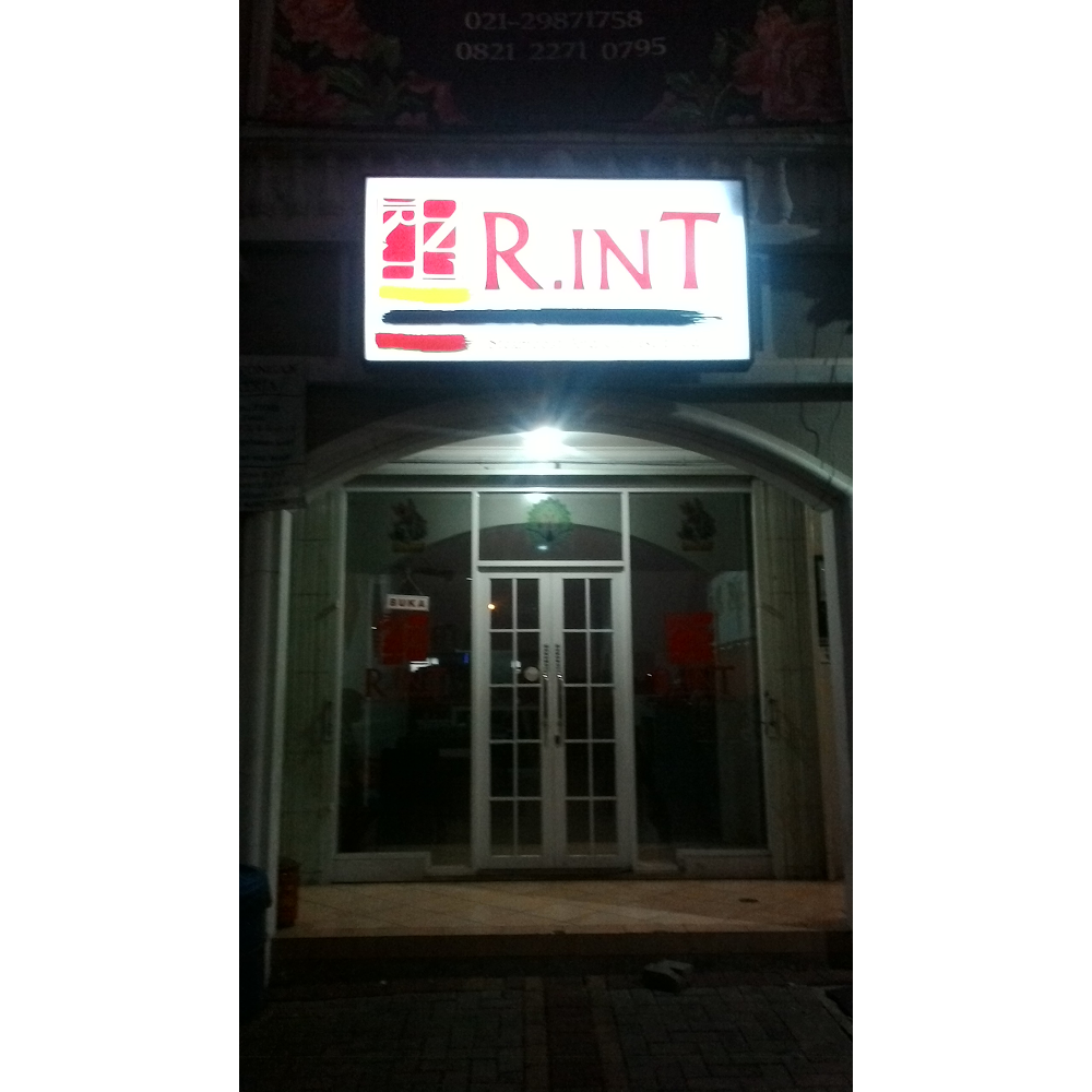 R.INT Restaurant