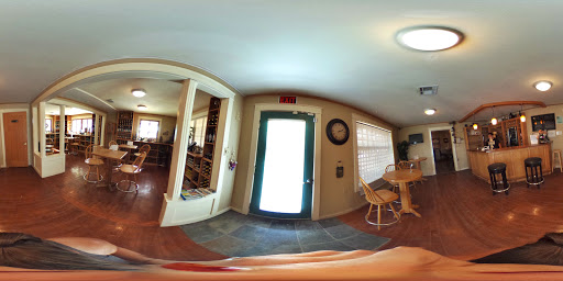 Winery «Copp Winery & Wine Bar», reviews and photos, 11 NE 4th Ave, Crystal River, FL 34429, USA