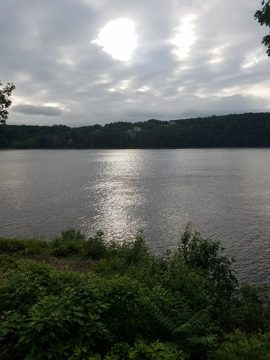 Night Club «Pirate Canoe Club», reviews and photos, Rivercrest Rd, Poughkeepsie, NY 12601, USA