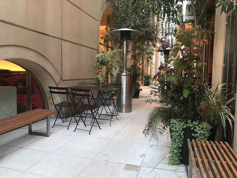 ユナイテッドアローズ 原宿本店 東京都渋谷区神宮前 衣料品店 グルコミ