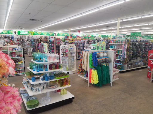 Dollar Store «Dollar Tree», reviews and photos, 105 Willow Bend, Crystal, MN 55428, USA