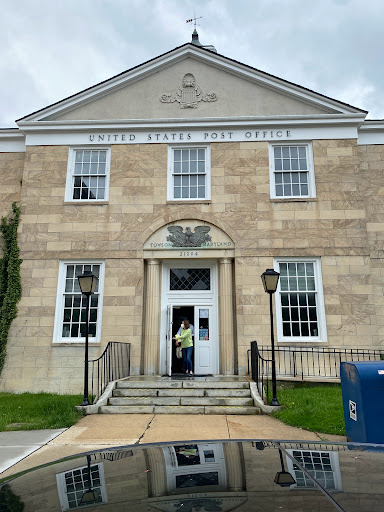 Post Office «United States Postal Service», reviews and photos, 101 W Chesapeake Ave, Towson, MD 21285, USA