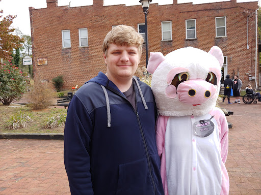 Restaurant «The Pineapple Tea Room & Coffee Shoppe», reviews and photos, 604 Colwyn St, Cumberland Gap, TN 37724, USA