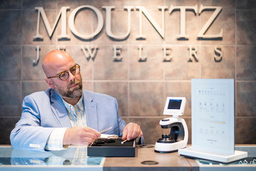 Jewelry Store «Mountz Jewelers», reviews and photos, 4520 Jonestown Rd, Harrisburg, PA 17109, USA