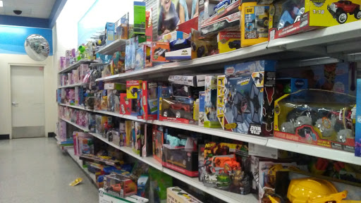 Clothing Store «Ross Dress for Less», reviews and photos, 350 The Promenade N, Long Beach, CA 90802, USA