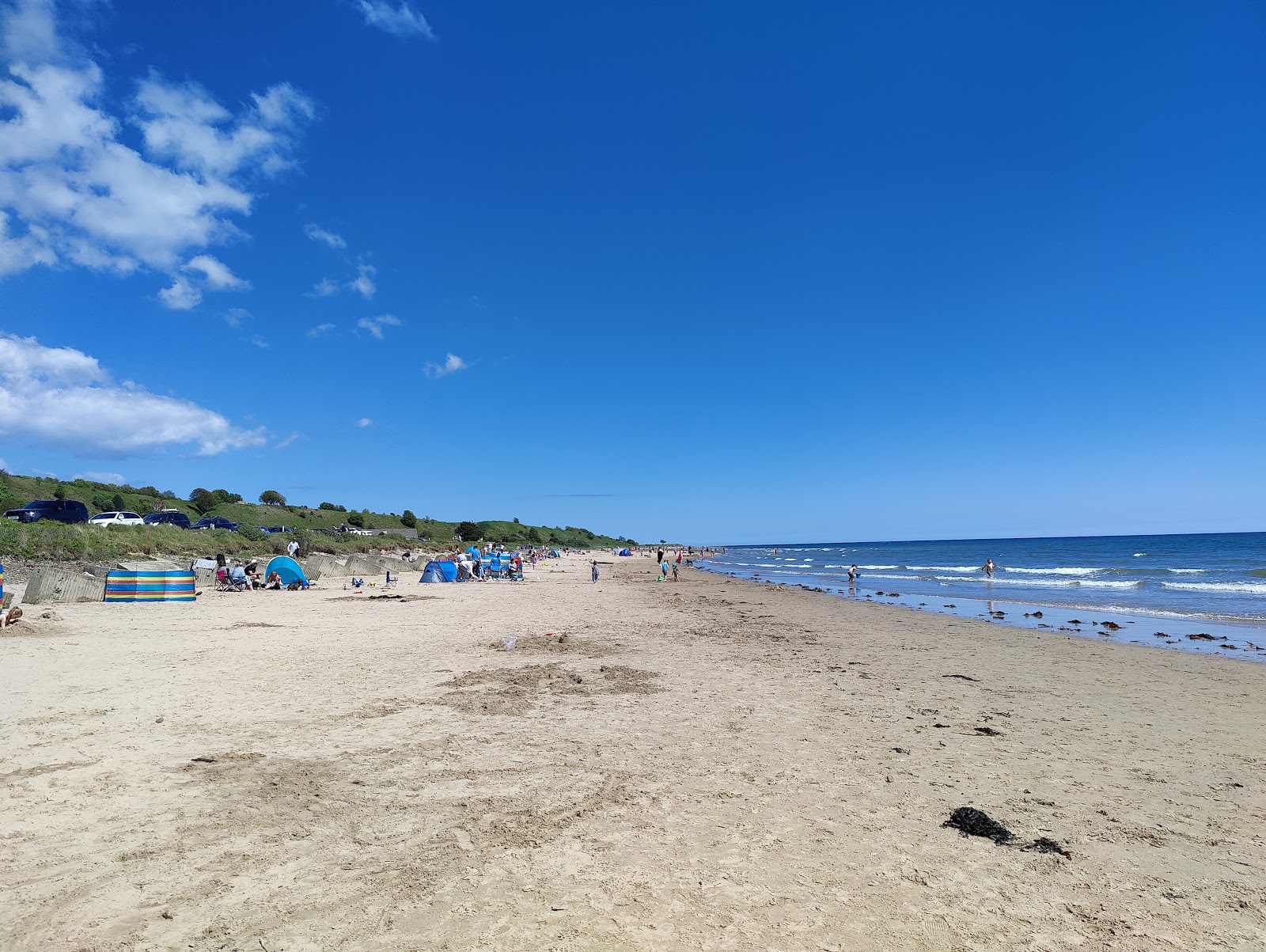 Foto van Alnmouth strand met helder zand oppervlakte