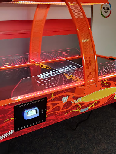 Bowling Alley «Brunswick Zone Doverama Lanes», reviews and photos, 1600 S Governors Ave, Dover, DE 19904, USA