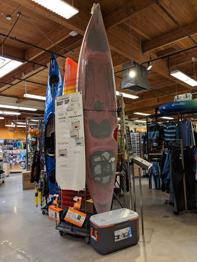 Camping Store «REI», reviews and photos, 7410 SW Bridgeport Rd, Tigard, OR 97224, USA